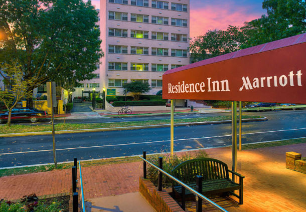 Doubletree Guest Suites - 
