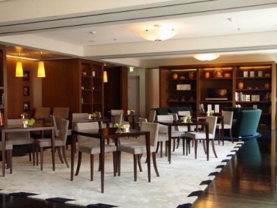 Grand Hyatt Berlin - Grand Club - Private Club Lounge