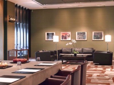 Grand Hyatt Berlin - Meeting Room Piano Moneo