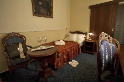 Hotel General - Single Room