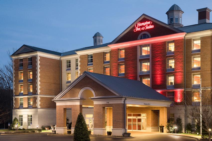 Hampton Inn & Suites Central - 
