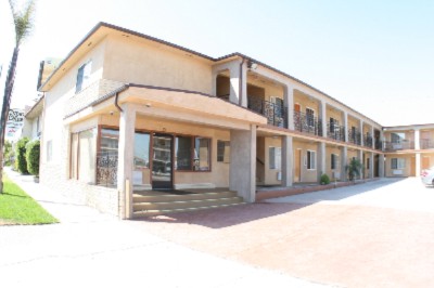Rodeway Inn & Suites Pacific Coast Hwy - Lobby Exterior