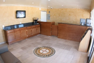 Rodeway Inn & Suites Pacific Coast Hwy - Lobby Interior
