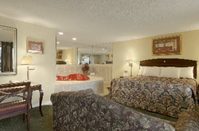 Days Inn - Whirlpool Suite