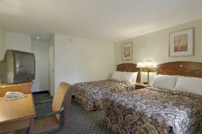 Days Inn - Standard Room With 2 Beds