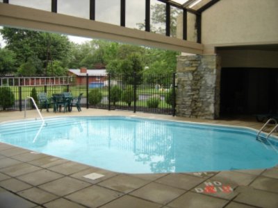Redroof Inns - Pool