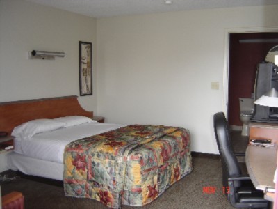 Redroof Inns - Room