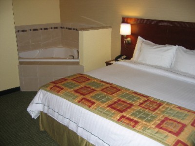 Courtyard by Marriott Chico - Spa King Room