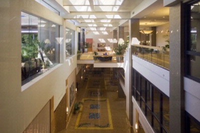 Hilton Costa Mesa - We Have Over 8000 Square Feet Of Foyer Space