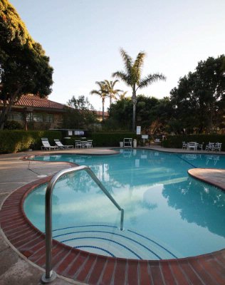 Four Points by Sheraton Ventura - Outdoor Heated Pool