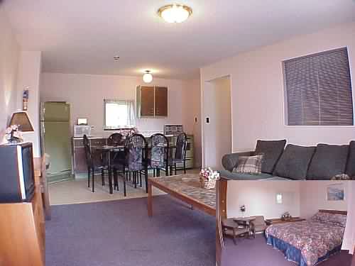 3 bed rooms Family suite with kitchen