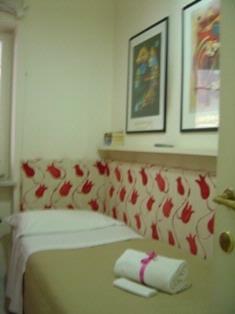 Relais Amore - Single Room With Private Bathroom Fridgetv.