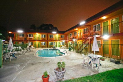 Economy Inn - 