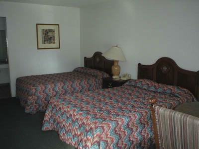 Silver Queen Motel - 