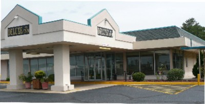 Deluxe Inn - 