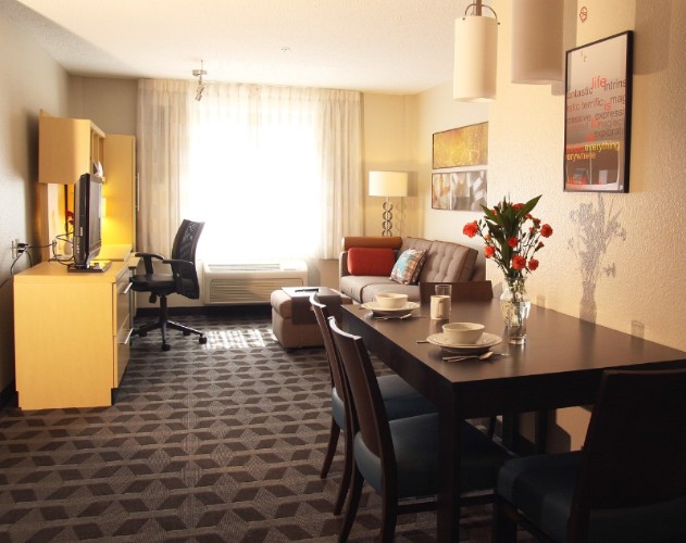 Towneplace Suites Albany Empire State Plaza - Indoor Heated Pool