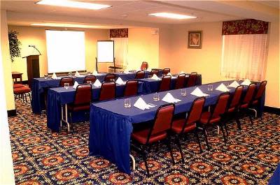 Holiday Inn Express - Meeting Room