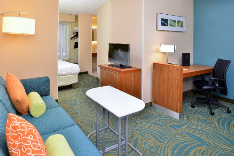Springhill Suites Arcadia - Complimentary Suite Season Breakfast