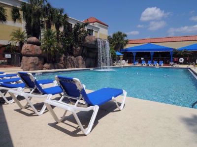 Clarion Inn & Conference Center - Pooldeck