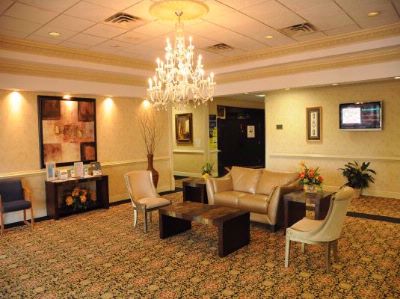 Clarion Inn & Conference Center - Lobby
