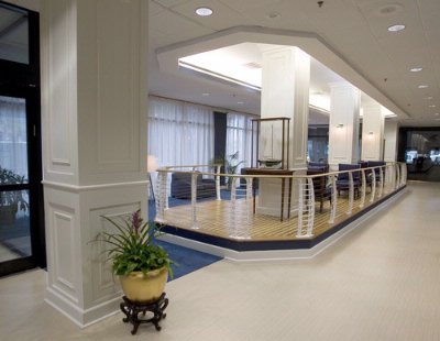 Crowne Plaza Hampton Marina - 