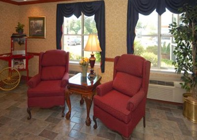 Quality Inn & Suites - Seating Area In Lobby