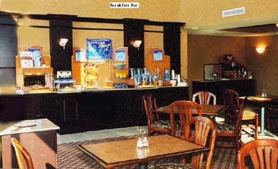 Holiday Inn Express - 