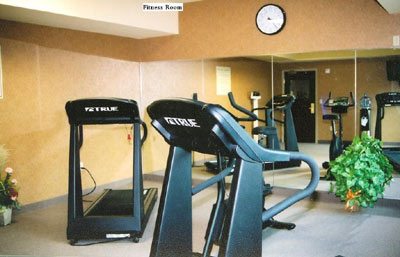 Holiday Inn Express - 