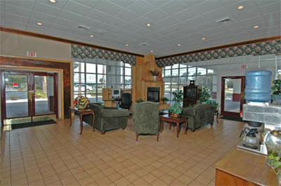 Country Hearth Inn & Suites & Confrence Center - 