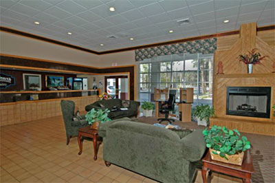 Country Hearth Inn & Suites & Confrence Center - 