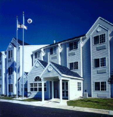 Microtel Inn & Suites