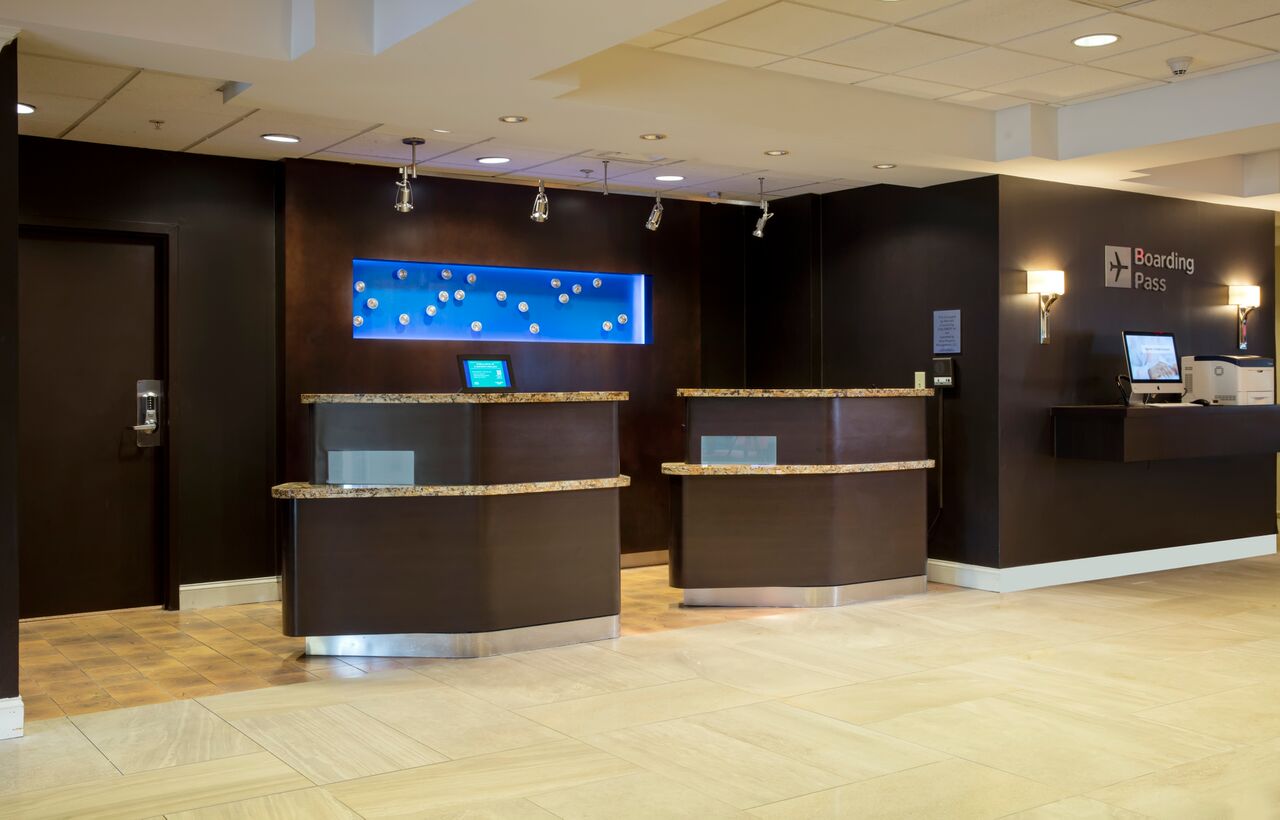 Courtyard Marriott Barefoot Landing - 