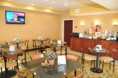 Sleep Inn & Suites - Complimentary Morning Medley Breakfast