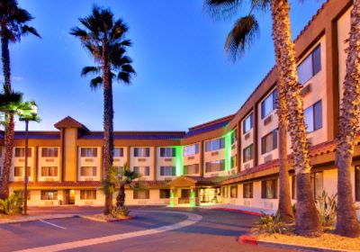 Holiday Inn La Mesa Sdsu / Cox Arena - 