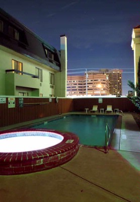 La Quinta Inn Lbj Central - 