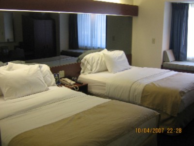 Microtel Inn & Suites - 