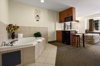 Whirlpool Tub Suites