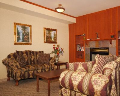 Comfort Suites - Lobby