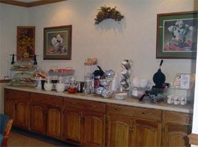 Comfort Suites Fishers - Breakfast Area
