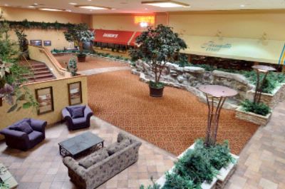 Ramada Plaza Hotel & Conference Center - Atrium
