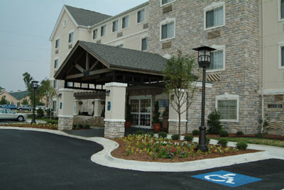 Towneplace Suites by Marriott - Hotel Front Side