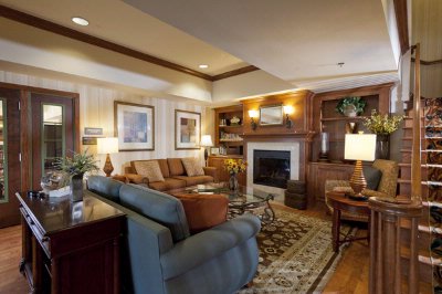 Country Inn & Suites by Carlson Ontario Mills - 