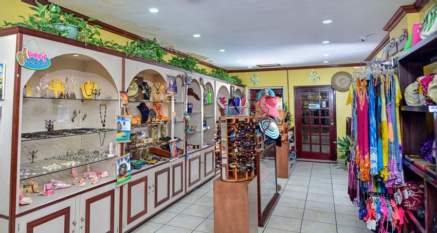 Best Western Belize Biltmore Plaza Hotel. - 