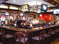Crowne Plaza Long Island - Yogi's Alls American Grill & Sports Bar