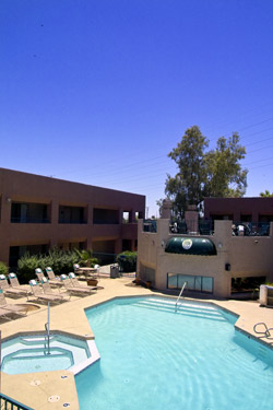 Image of Innsuites Hotel & Suites Tempe / Phoenix Airport