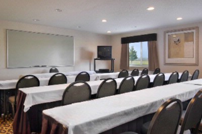 Baymont Inn & Suites Rickenbacker - 