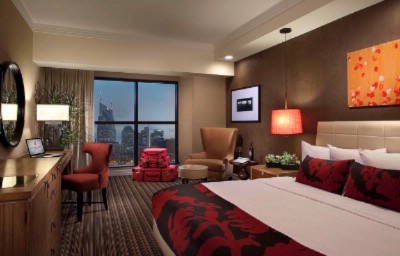Hutton Hotel - State Of The Art Meets Custom Design And Plush Bedding