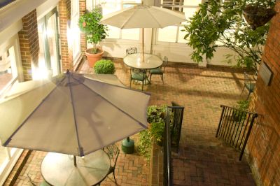 Linden Row Inn - Garden Courtyard