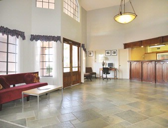 Ramada Vallejo - Upper Lobby Area