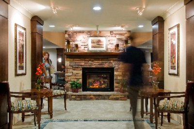Staybridge Suites Palmdale - Main Enterance